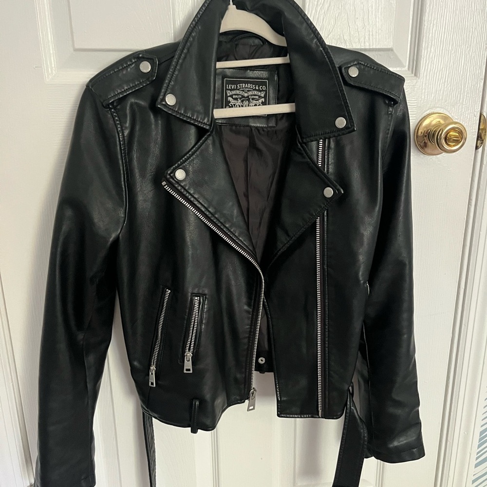 Levi's Women's The Classic Faux Leather Moto Jacket